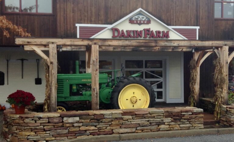 Dakin Farm